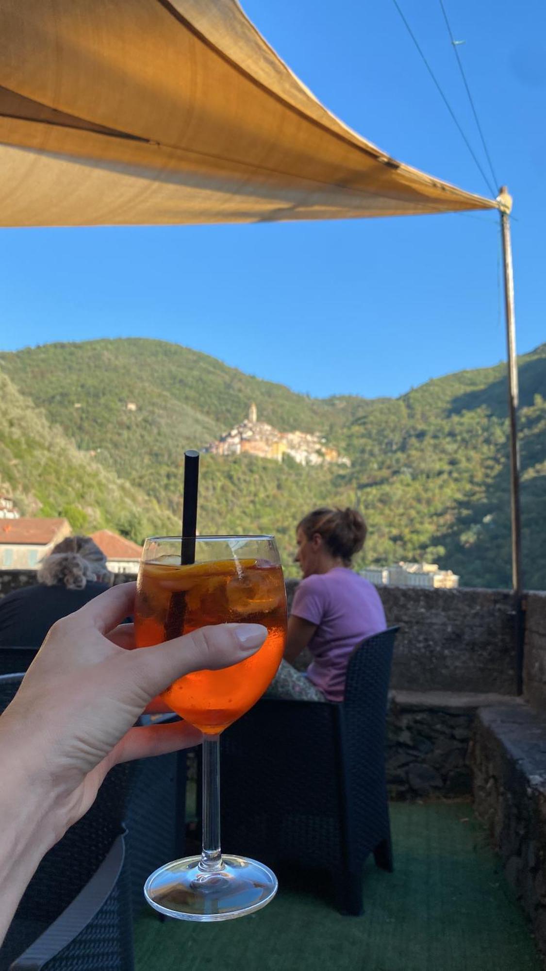Iconic Italian Townhouse W Rooftop Terrace & Mountain View, Pigna Exterior foto